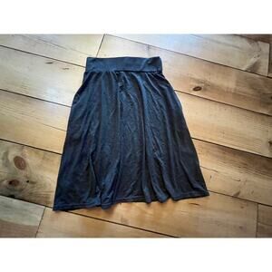 Qearal Women's Flowy Grey Skirt. Pull On. stretchy. Size Small. Summer Beach
